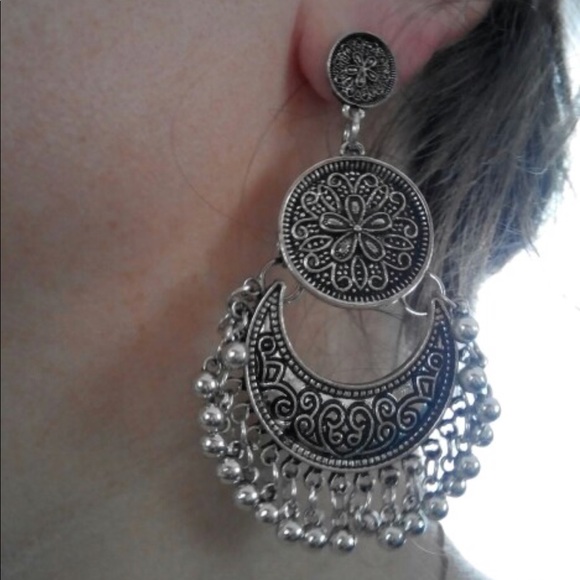 Vintage Drop Earrings - Picture 3 of 4